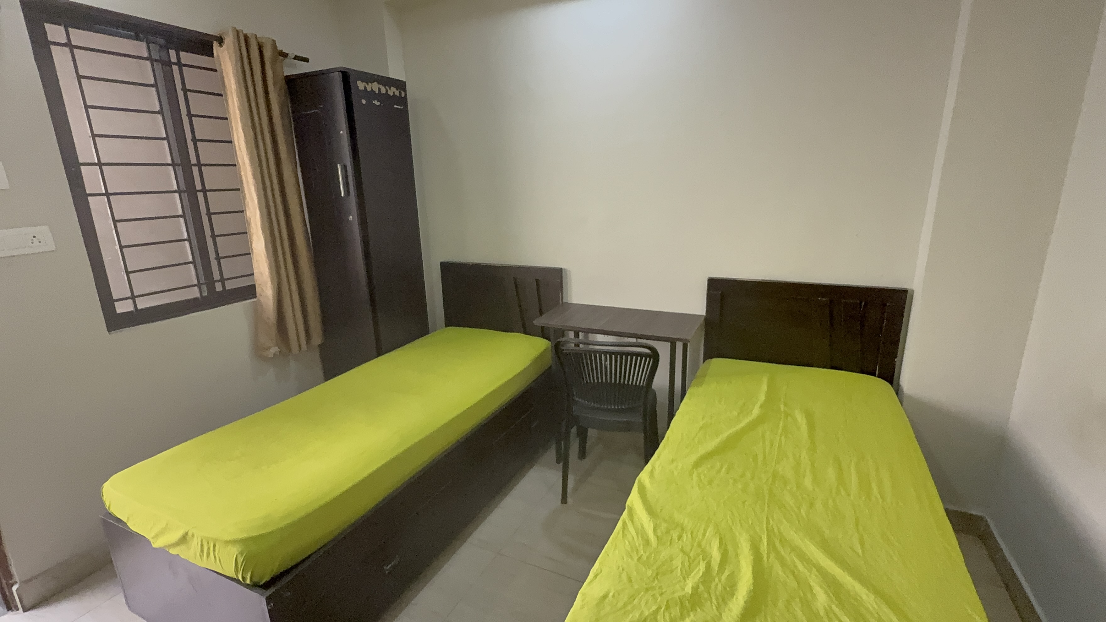 Fully furnished co-living room at Dream House PG near Christ University