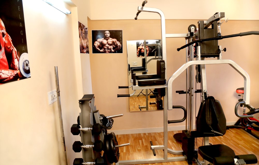 Common lounge and study area at Pelagia Paradise PG